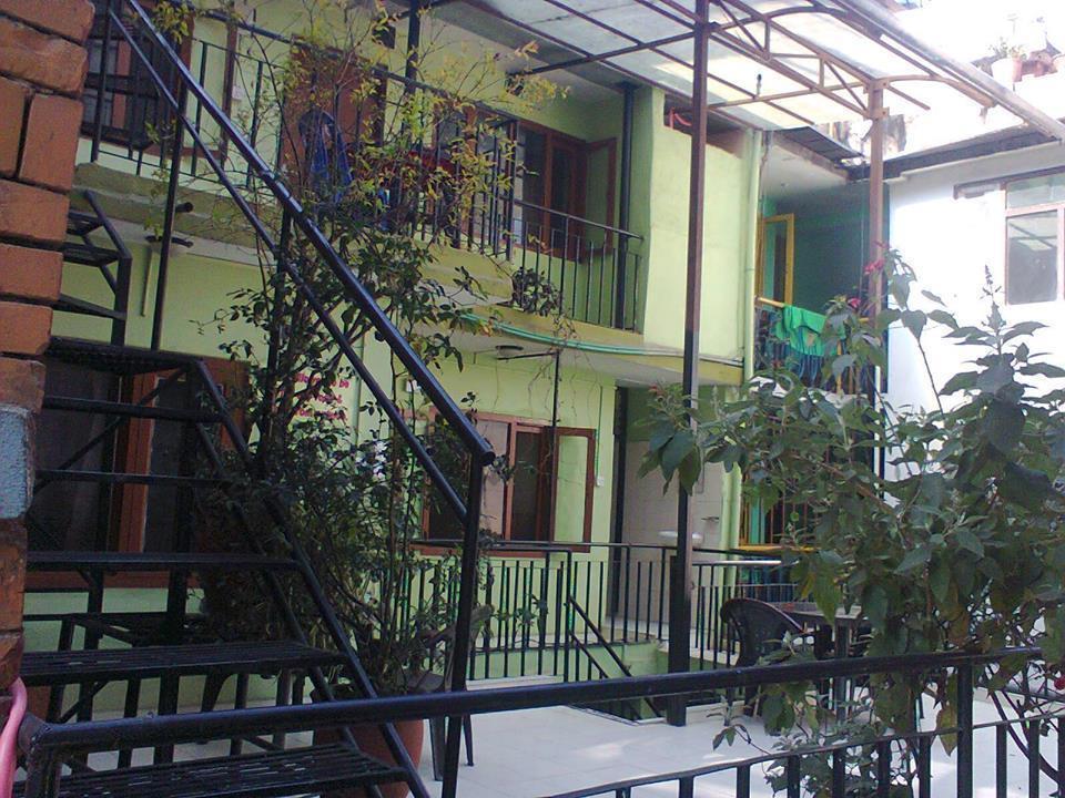 Hotel Sisters Home Катманду Екстер'єр фото