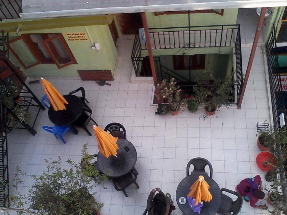 Hotel Sisters Home Катманду Екстер'єр фото